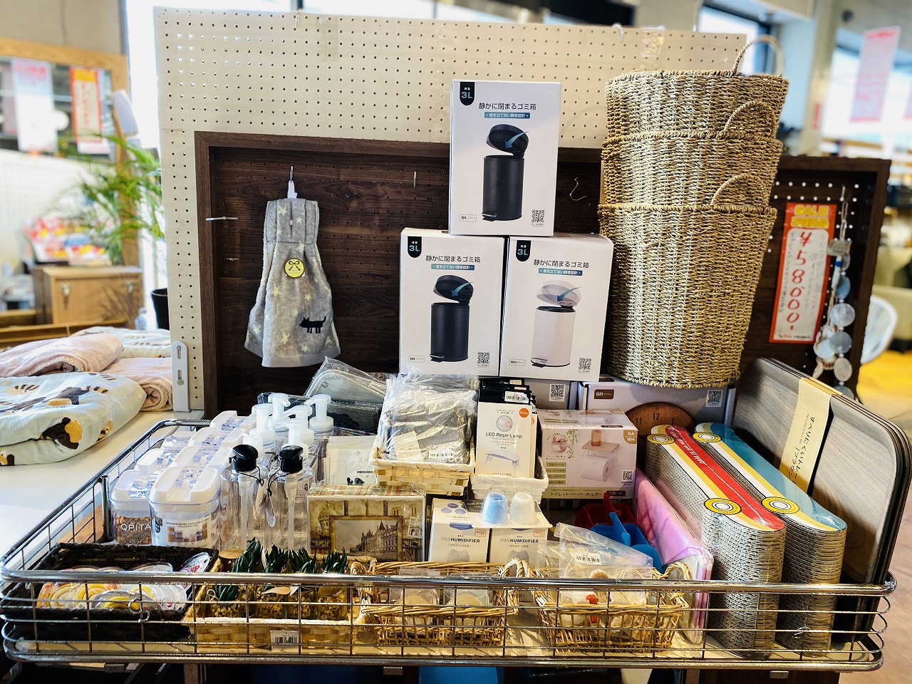 第3弾スタート】本気の売り尽くし。最大99％OFF＋早い者勝ち